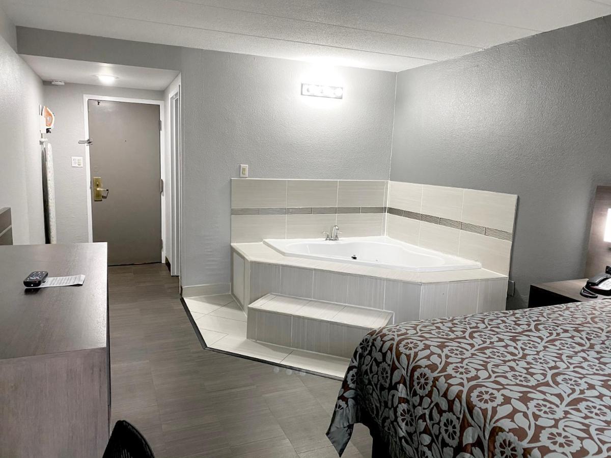 Days Inn By Wyndham Sharonville Zewnętrze zdjęcie