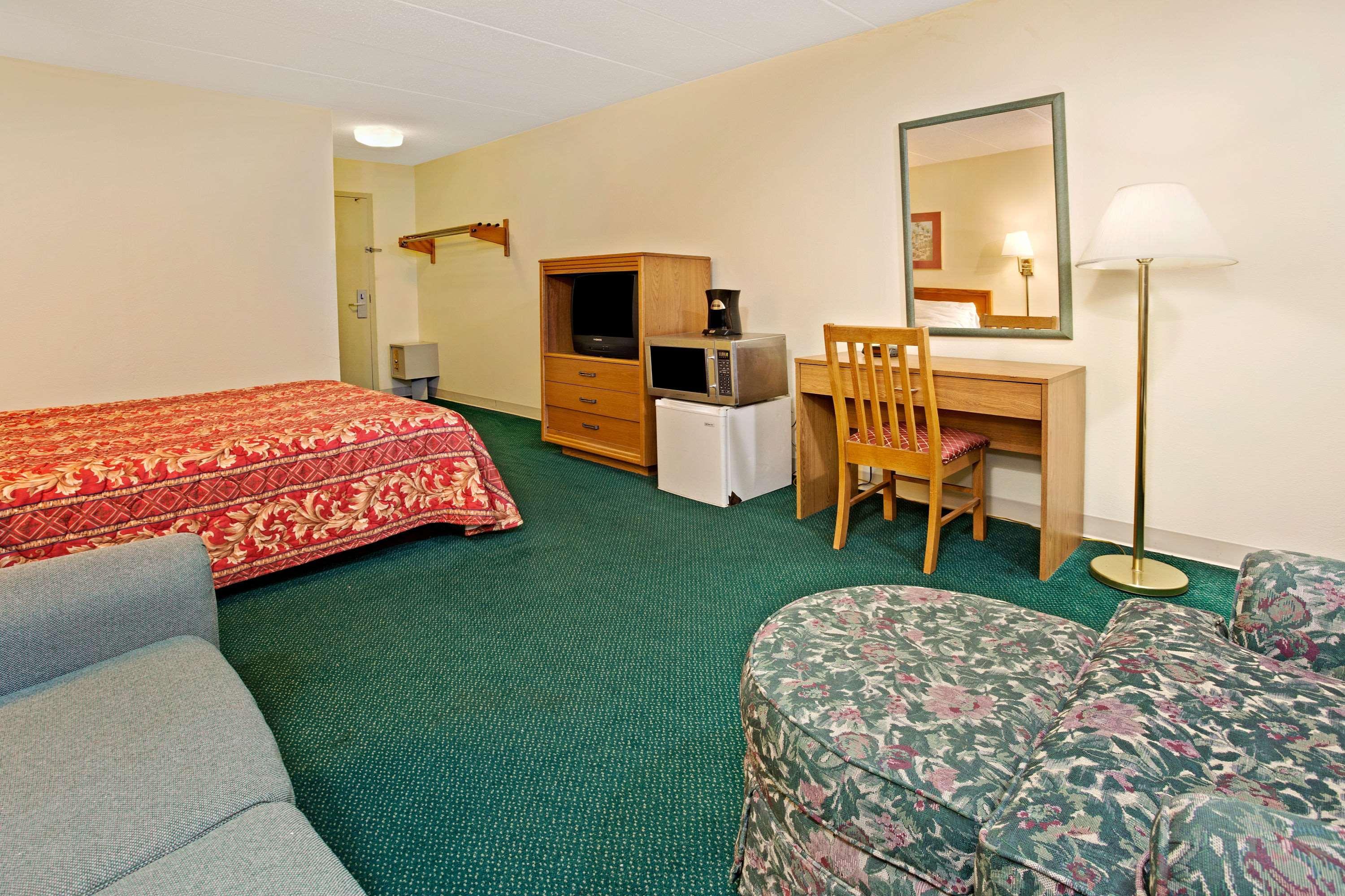 Days Inn By Wyndham Sharonville Zewnętrze zdjęcie