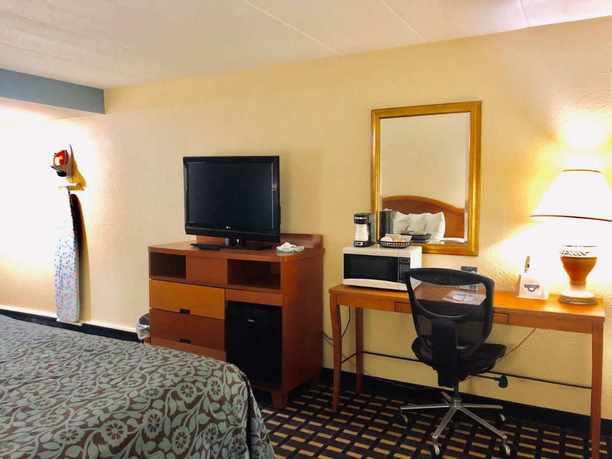 Days Inn By Wyndham Sharonville Zewnętrze zdjęcie