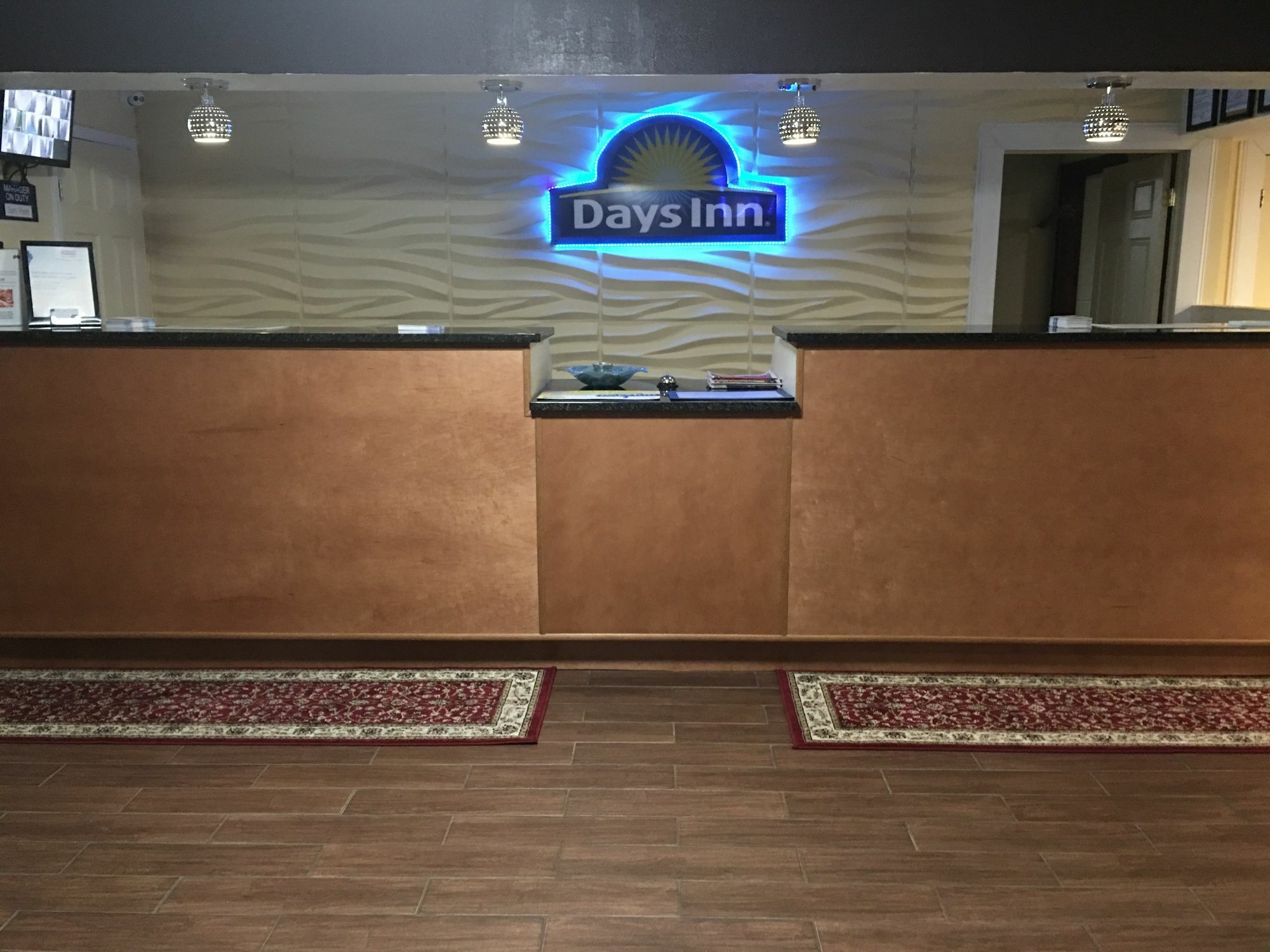 Days Inn By Wyndham Sharonville Zewnętrze zdjęcie