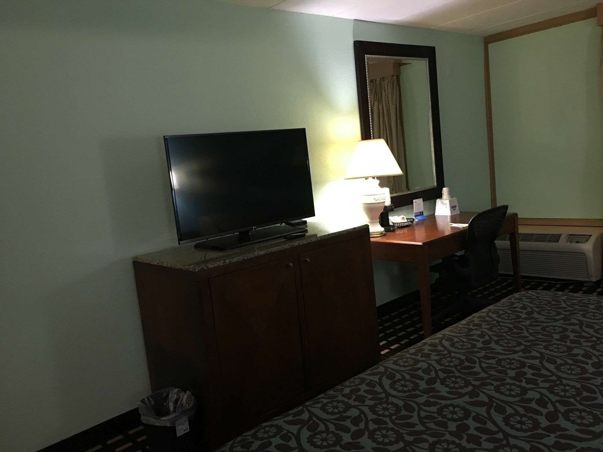 Days Inn By Wyndham Sharonville Zewnętrze zdjęcie
